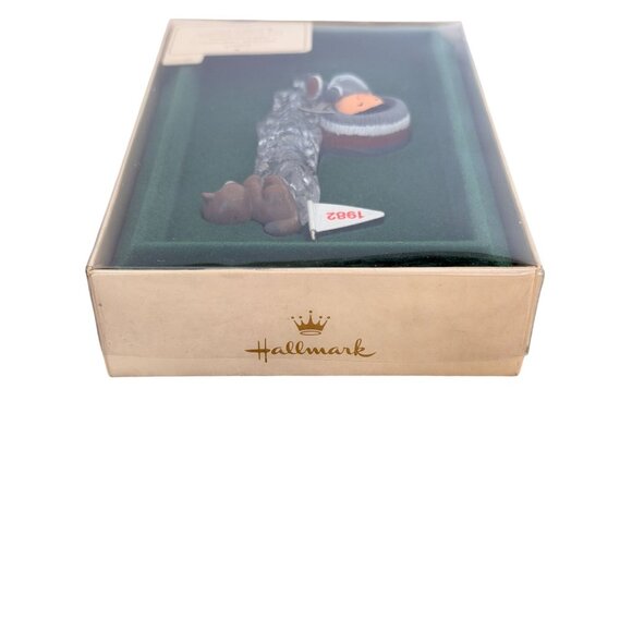 Hallmark Frosty Friends 1982 Ornament #3 Eskimo & Husky on Icicle Boxed - Picture 16 of 16